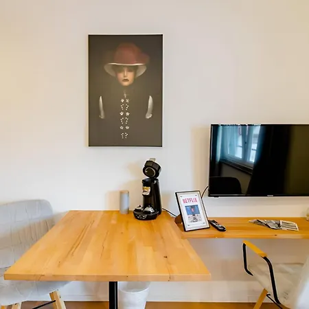 Komfortables Doppelzimmer In Goldscheuer - 1a アパート *